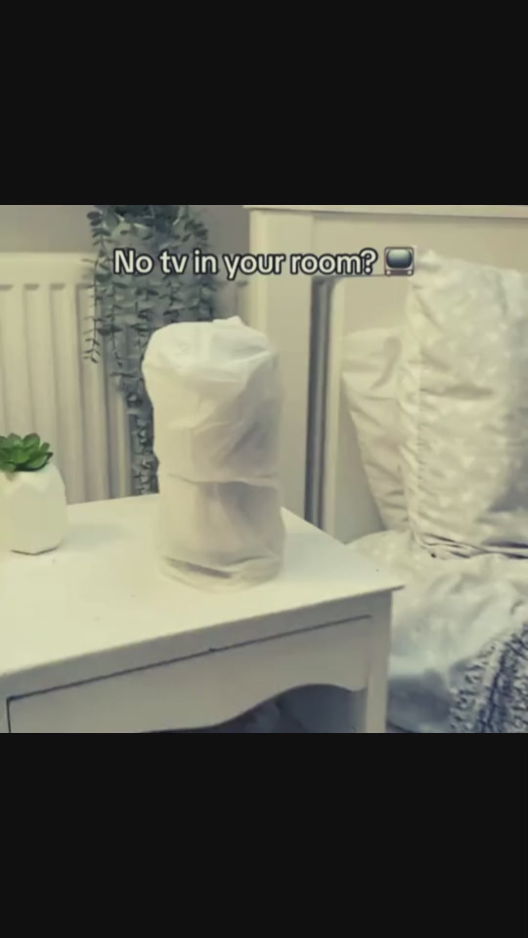 Lumioxᴹᵀ Mini Smart Projector